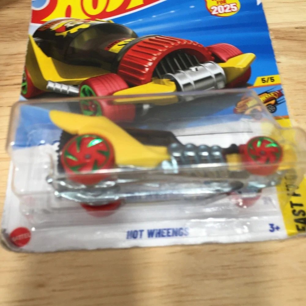 Hot Wheels Toy Car 2025 Fast Foodie Hot Wheengs 197/250 1:64 Yellow Red
